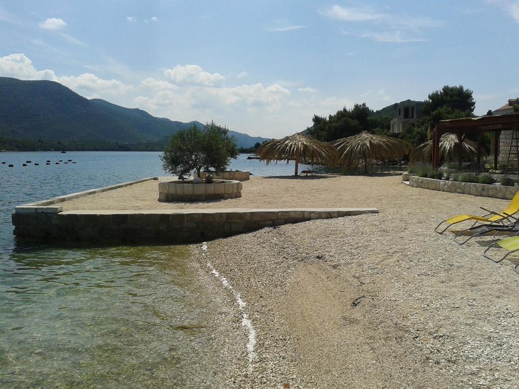Holiday Home Villa Pindo Ston Exterior photo