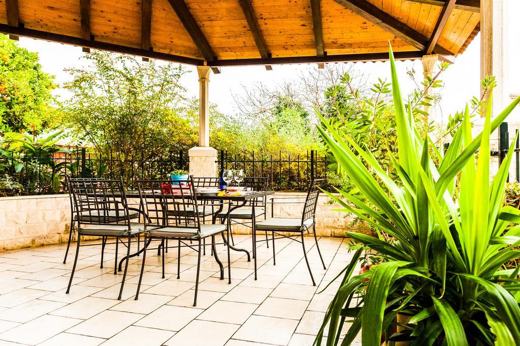 Holiday Home Villa Pindo Ston Exterior photo