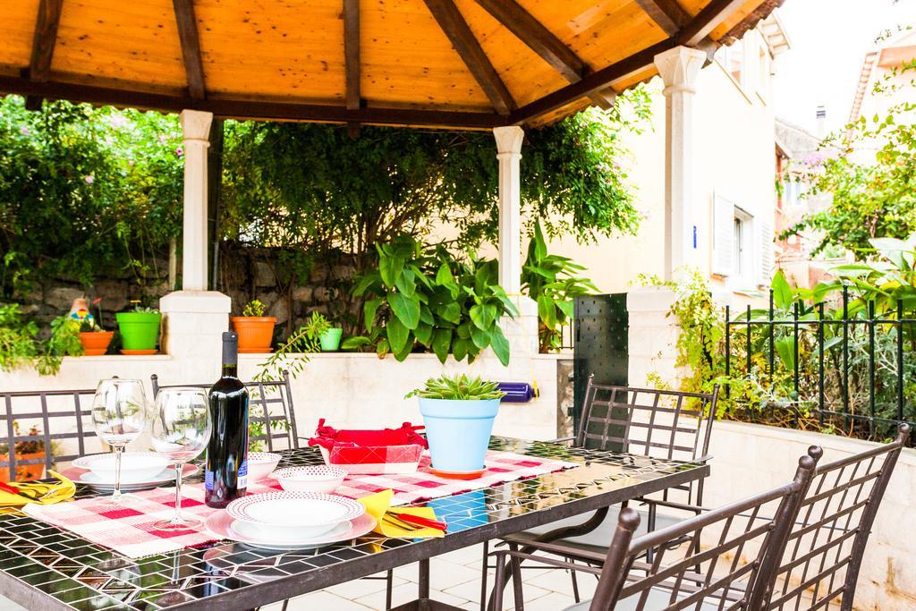 Holiday Home Villa Pindo Ston Exterior photo